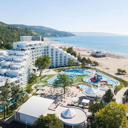 Maritim Hotel Paradise Blue อัลเบนา ภายนอก รูปภาพ
